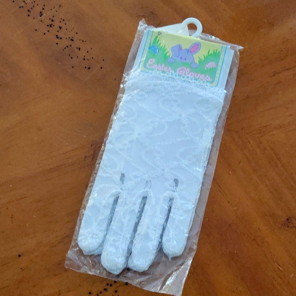 GIRLS LACE GLOVES Size 7-12